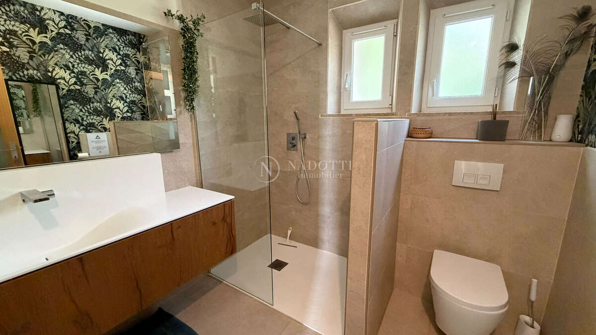 Propriété de 190 m² avec appartement indépendant, piscine et prestations haut de gamme - photo 11