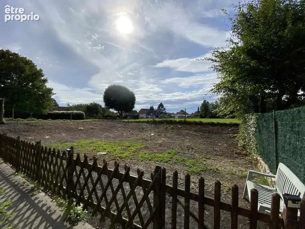 terrain constructible au coeur du village - photo 2