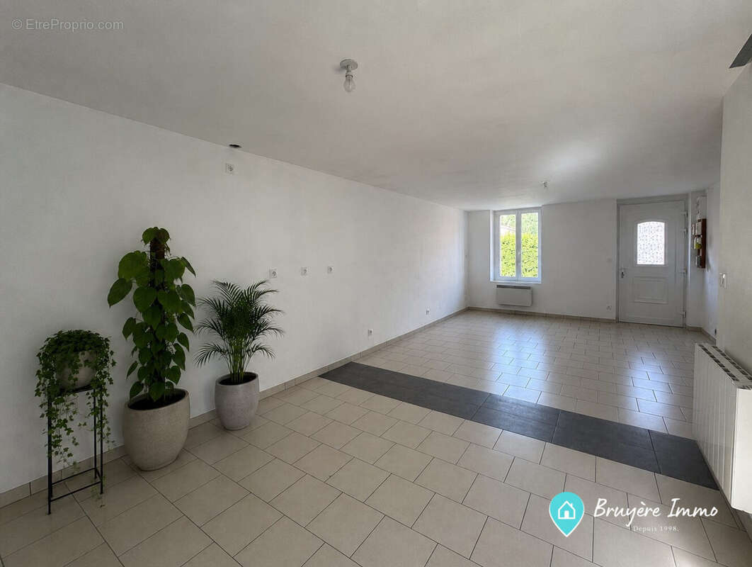 Maison 51 m² à Wignehies  - photo 3