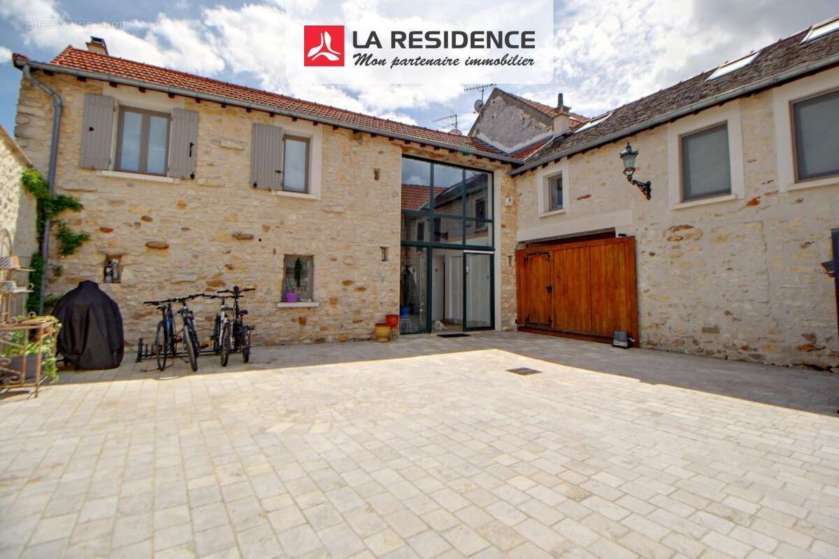 Maison à VERNOUILLET