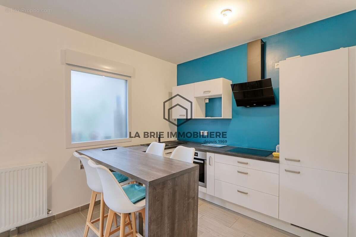 Appartement 38 m² à Villecresnes  - photo 4