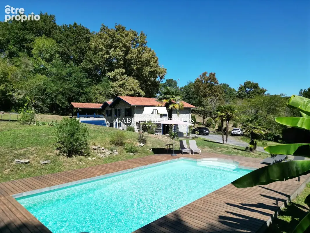Maison à MOUGUERRE