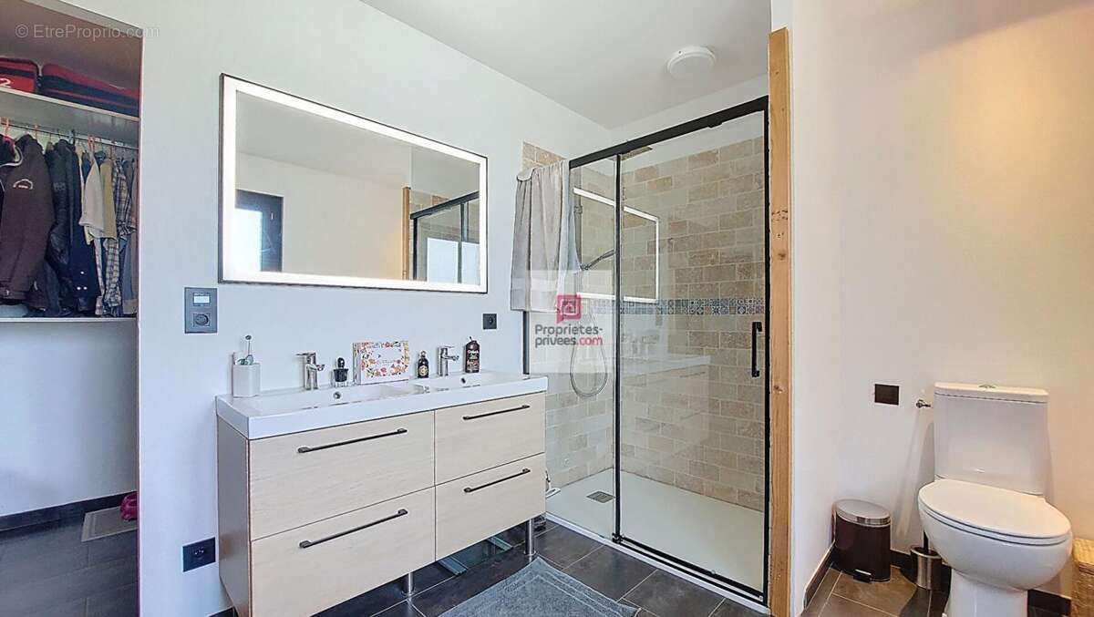 Maison à ROUFFIGNAC-SAINT-CERNIN-DE-REILHAC