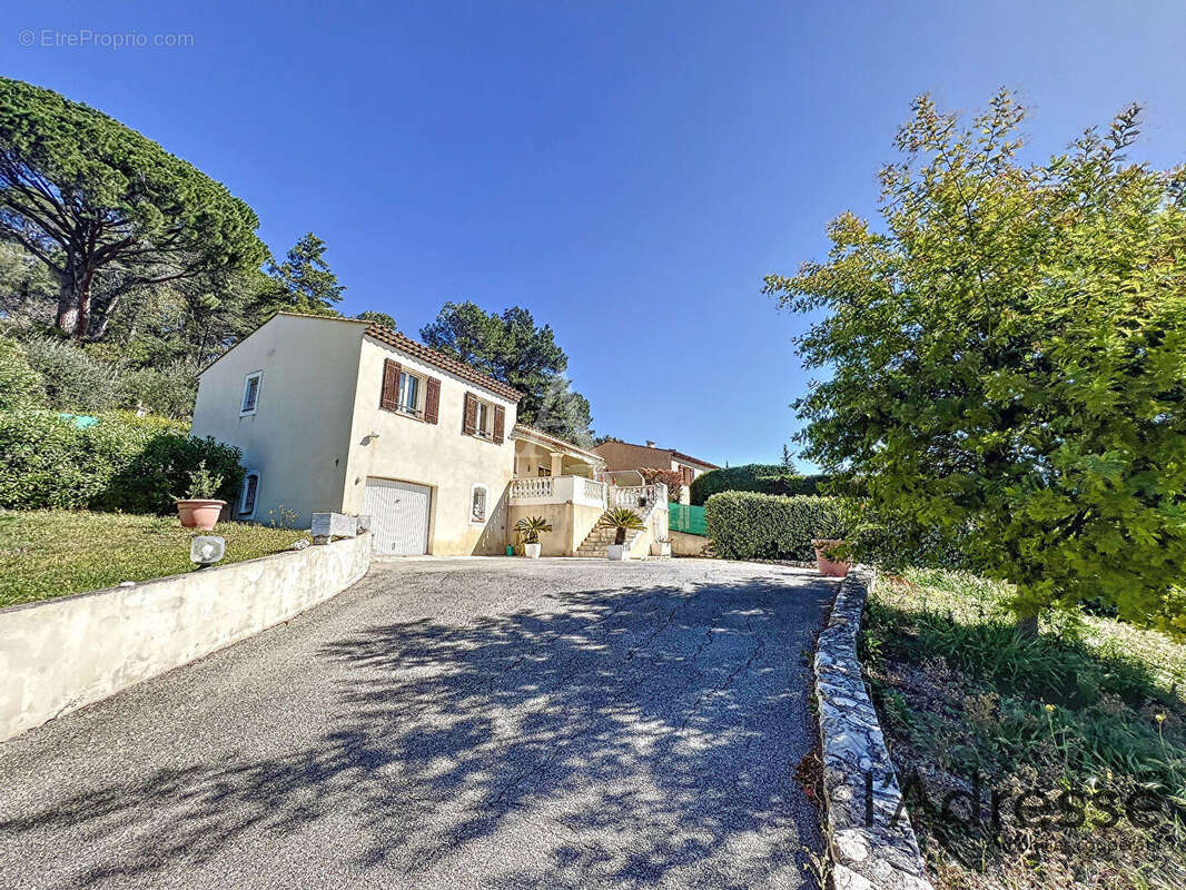 Maison à PEGOMAS
