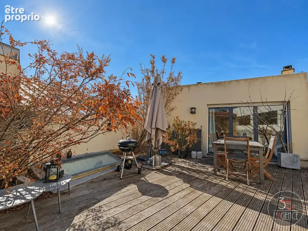 Maison 6 pièces 227 m² à vendre à Montreuil (93100) - photo 2