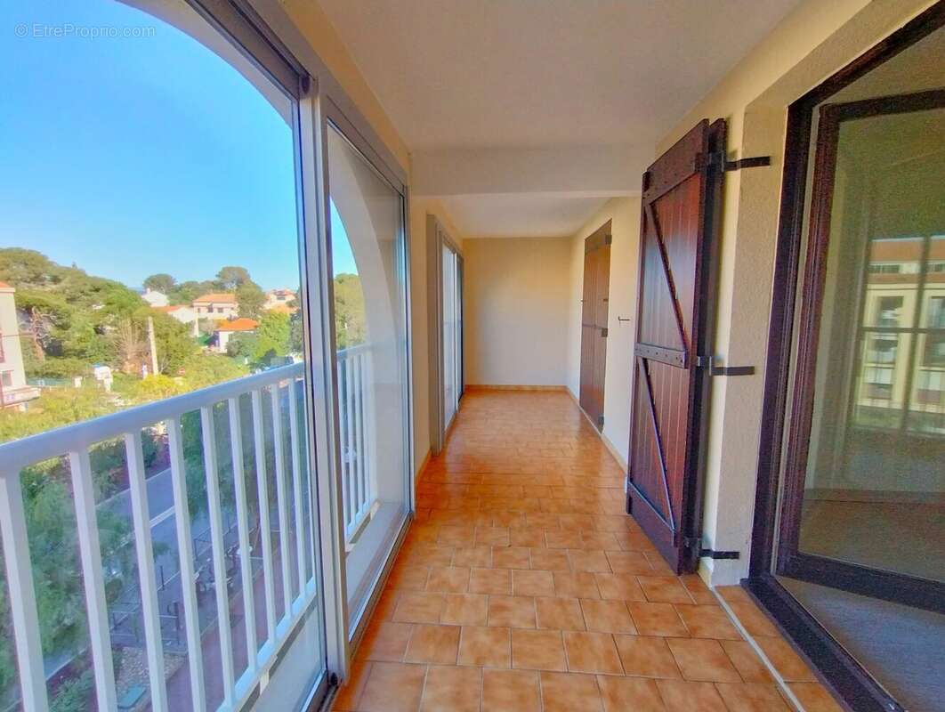 Appartement à FREJUS