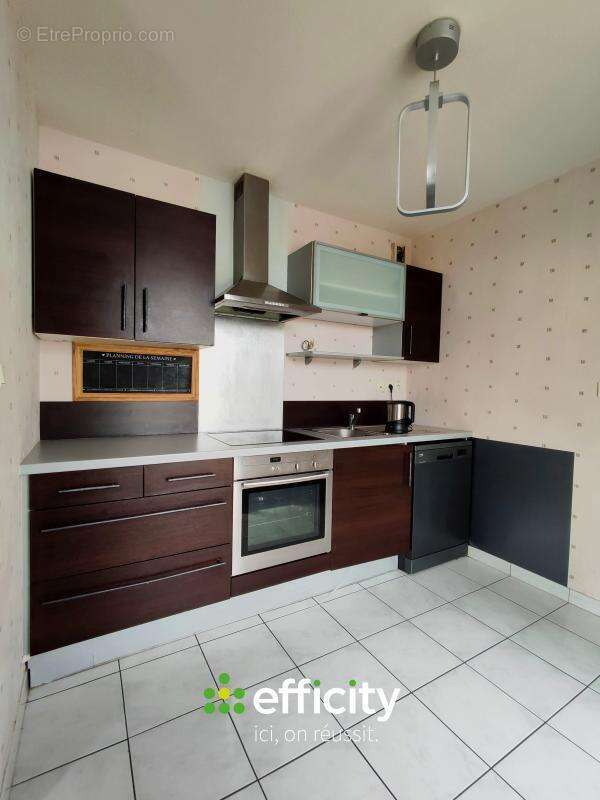 Appartement à SAINT-JACQUES-DE-LA-LANDE