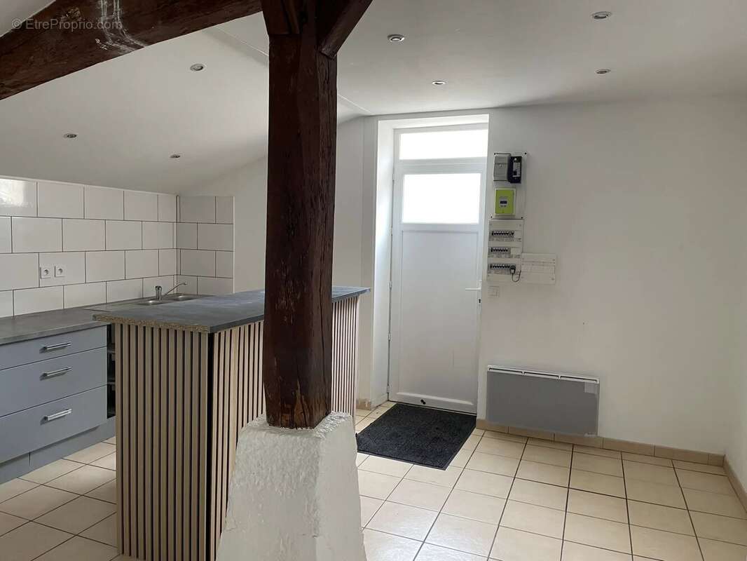 SAUCATS, maison 4 chambres - photo 2
