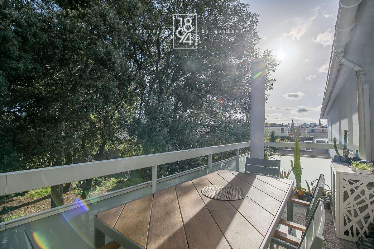 A vendre appartement T3 moderne avec terrasse ET PARKING DOUBLE EN SOUS SOL - photo 16