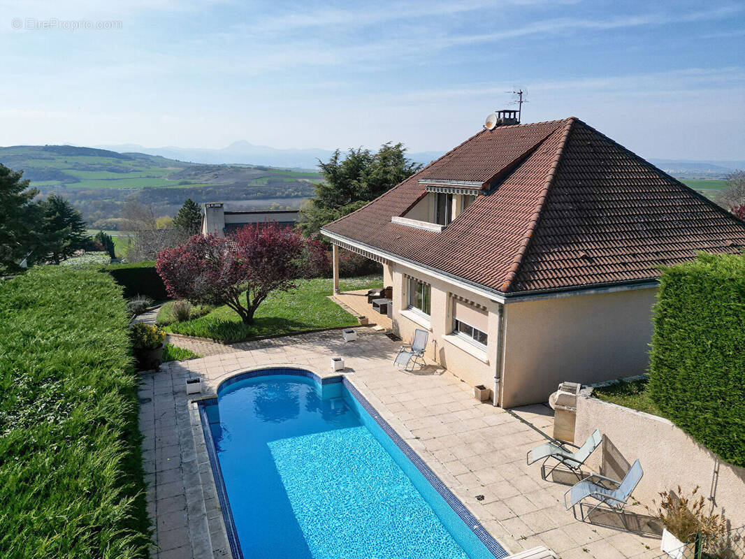 Maison à MEZEL