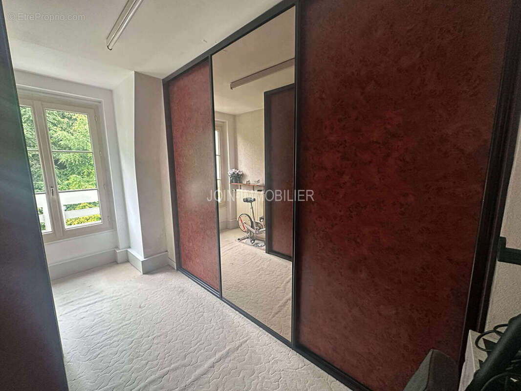 Appartement à ROUXMESNIL-BOUTEILLES