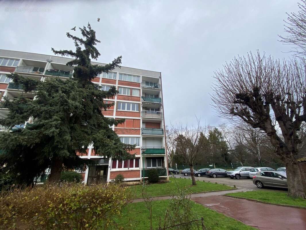 Appartement à YERRES