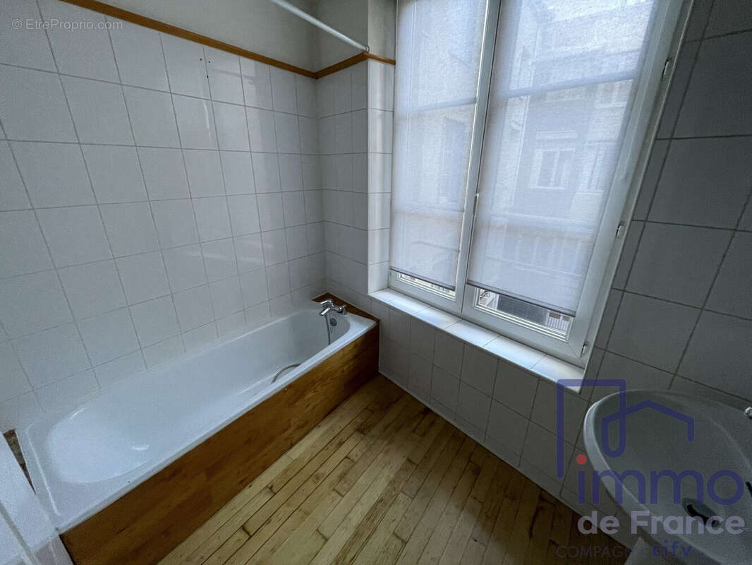 Appartement à SAINT-ETIENNE