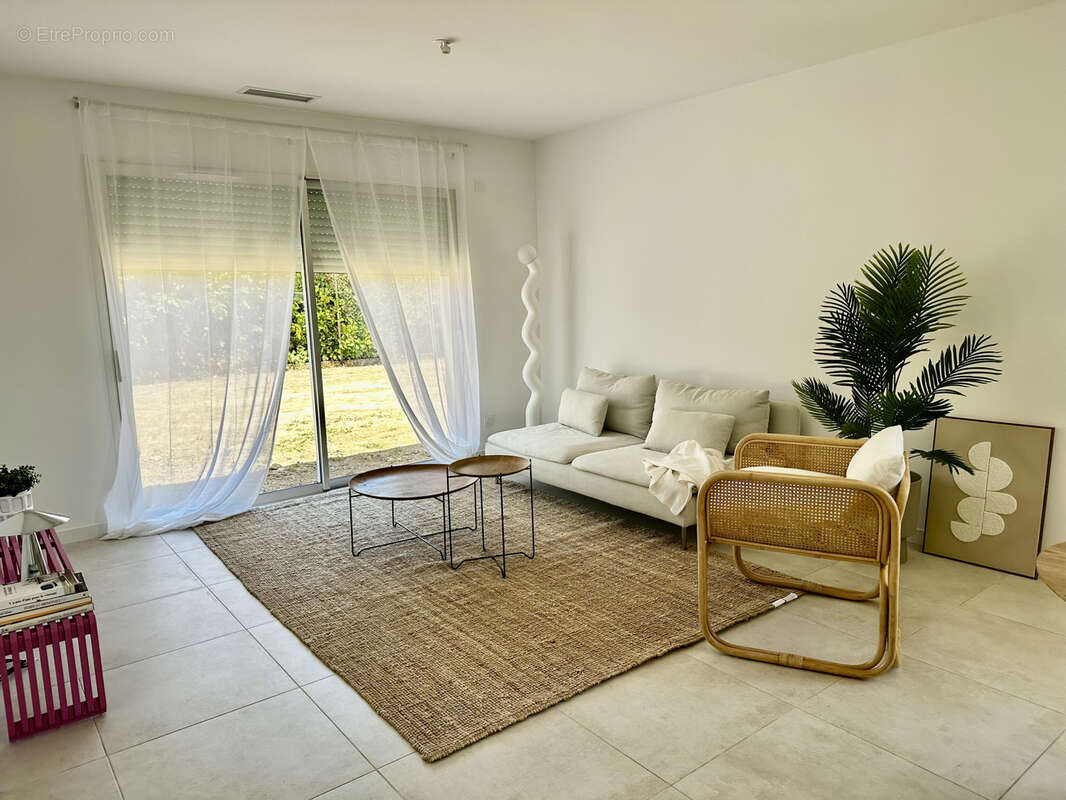 Maison à VIVIERS-LES-MONTAGNES