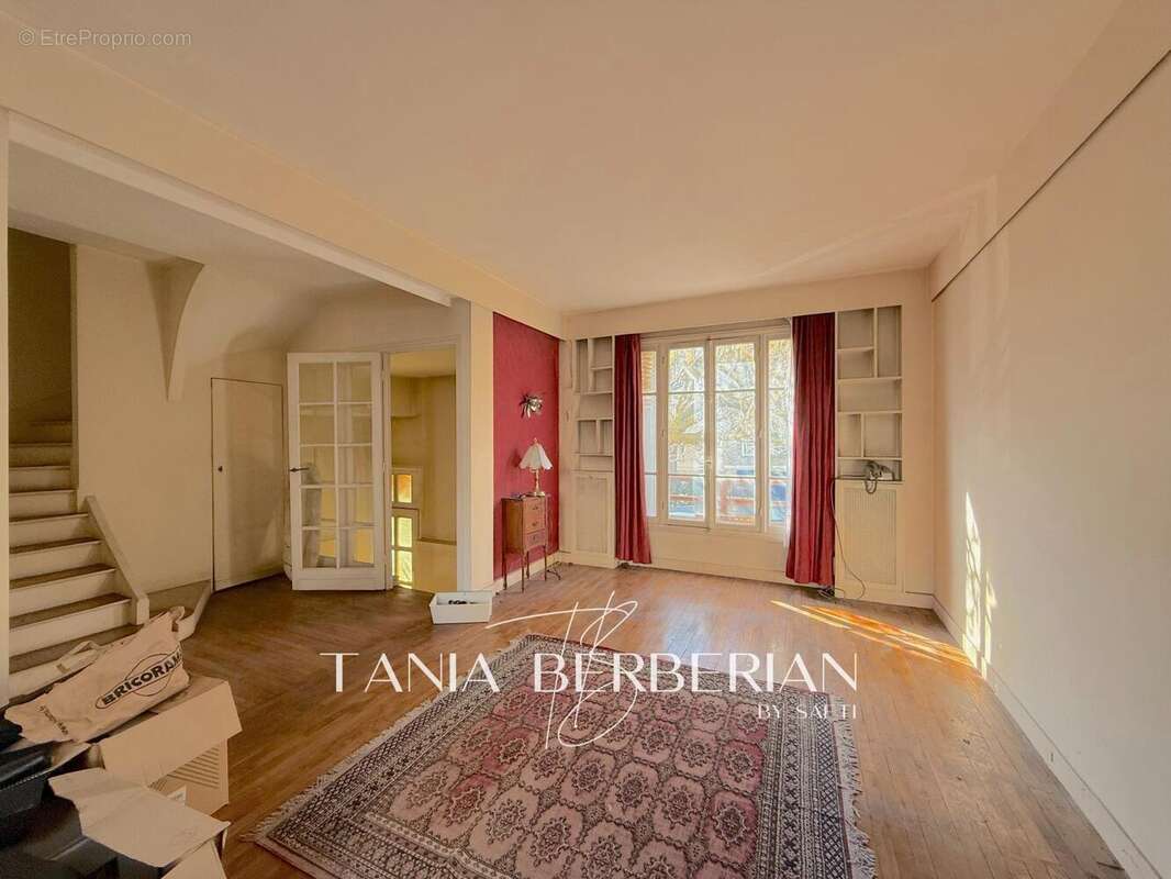 Photo 3 - Maison à SURESNES