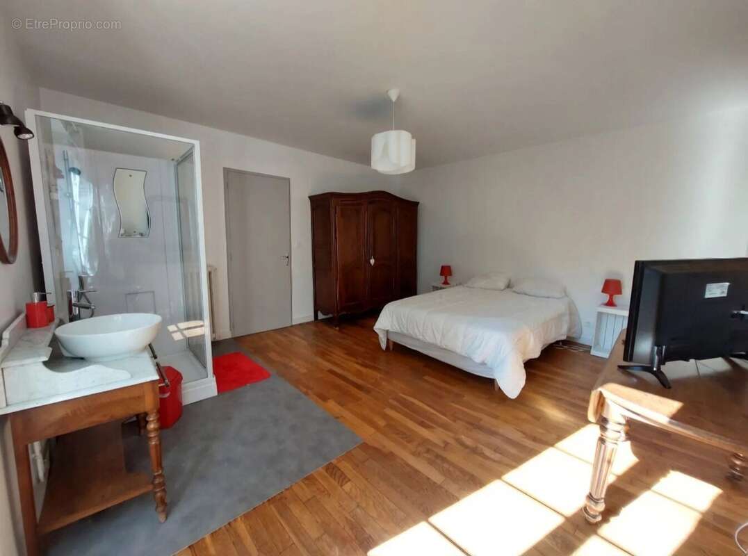 Vente Maison Valdivienne(86300) 399 000ï¿œ - photo 8