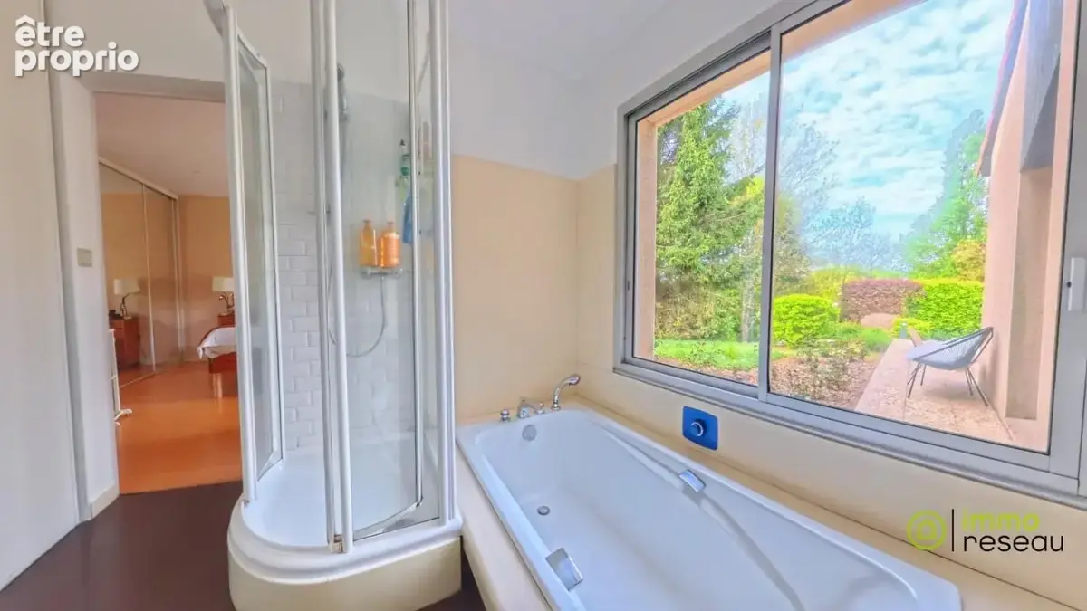 Maison 10 pièces 240 m² à vendre à Chemille (49120) - photo 7