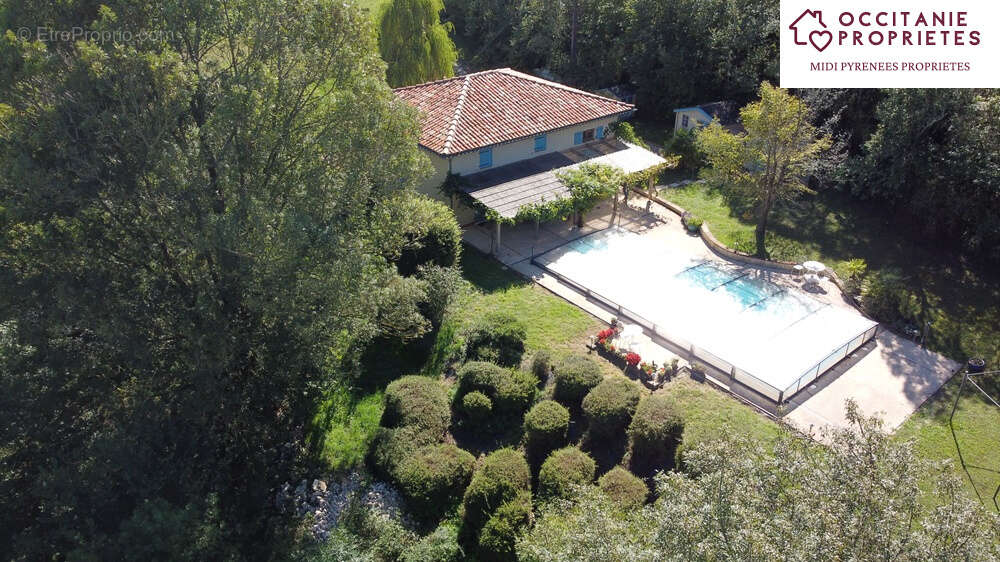 Maison à VILLEFRANCHE