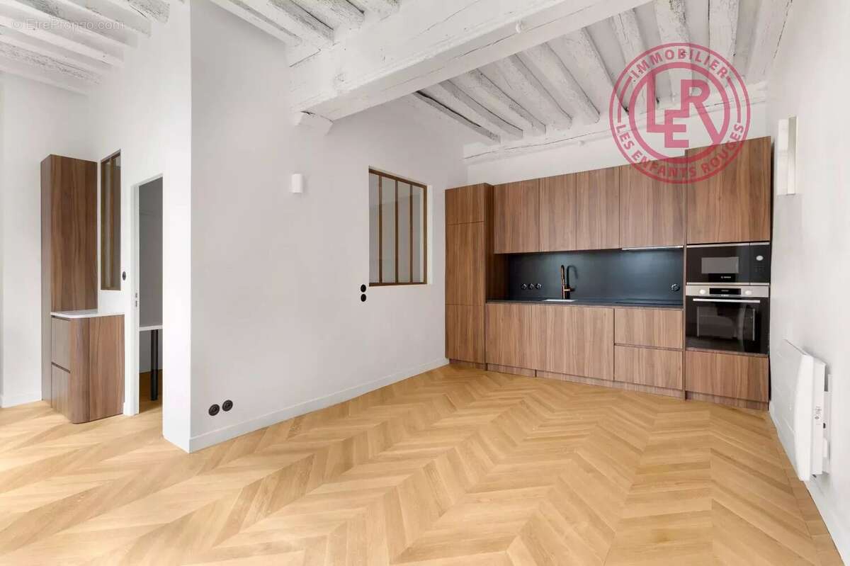 Appartement à PARIS-4E