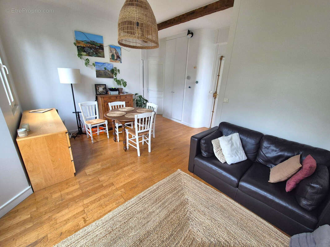 Appartement à JOUY-EN-JOSAS