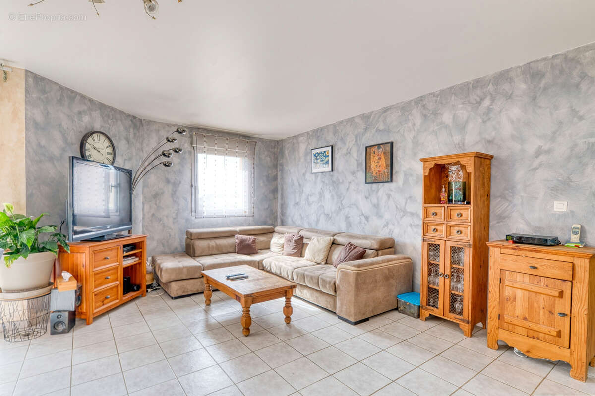 Appartement à CHAPONOST