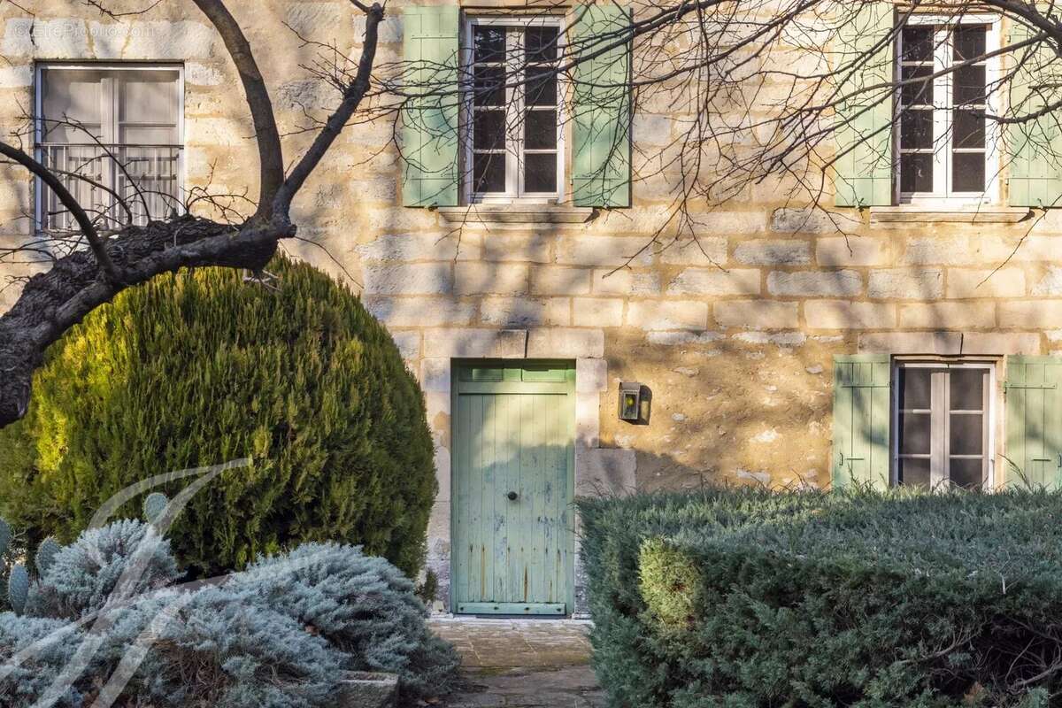 Maison à BARBENTANE