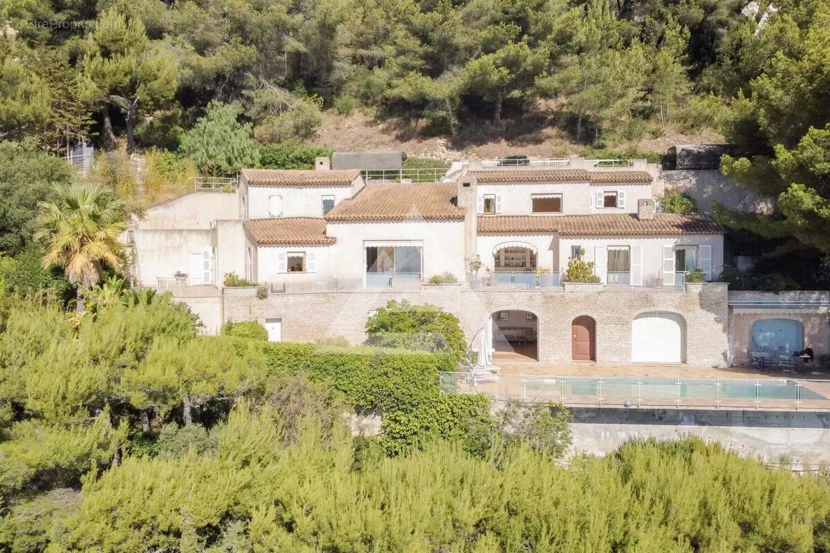 Maison à ROQUEBRUNE-CAP-MARTIN