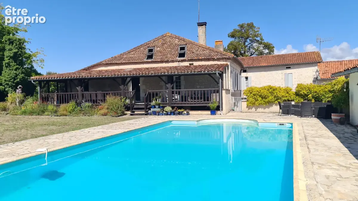 facde and pool