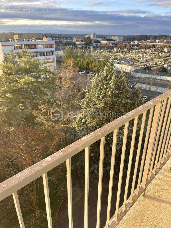 Appartement à MOULINS