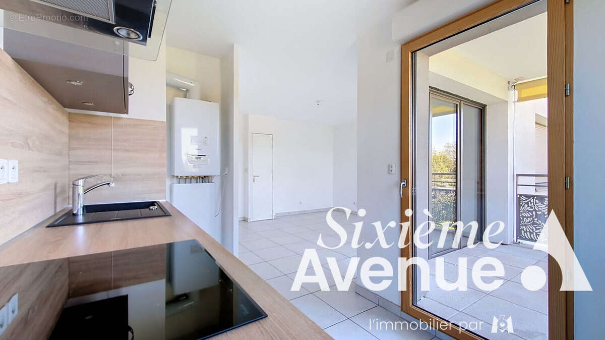 Appartement à BRON