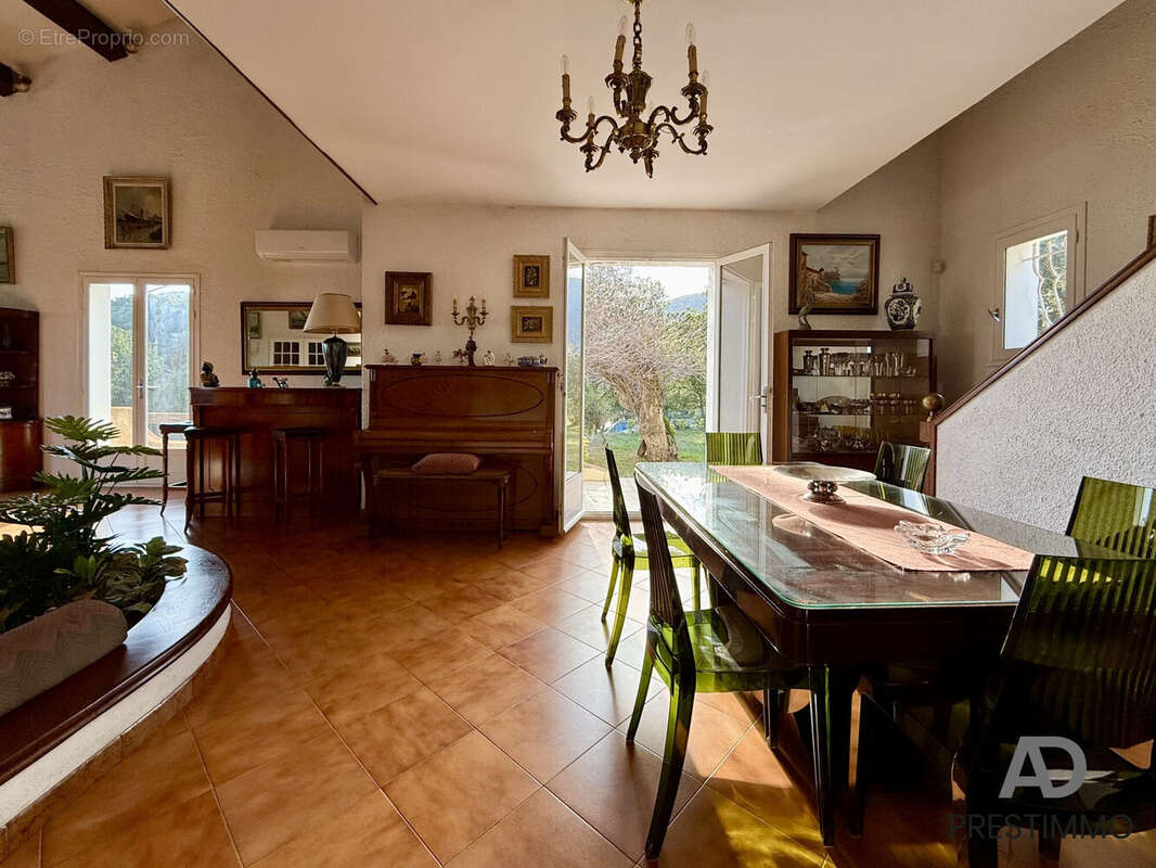 Maison à SAN-MARTINO-DI-LOTA