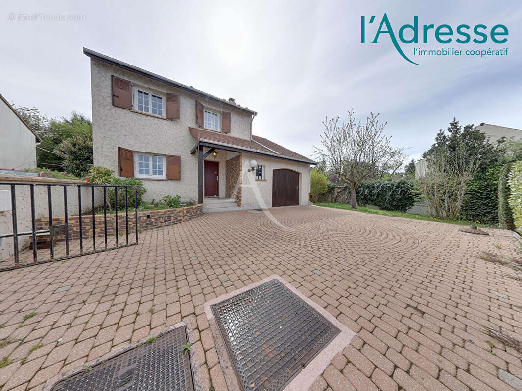 Maison à VILLIERS-SUR-MARNE