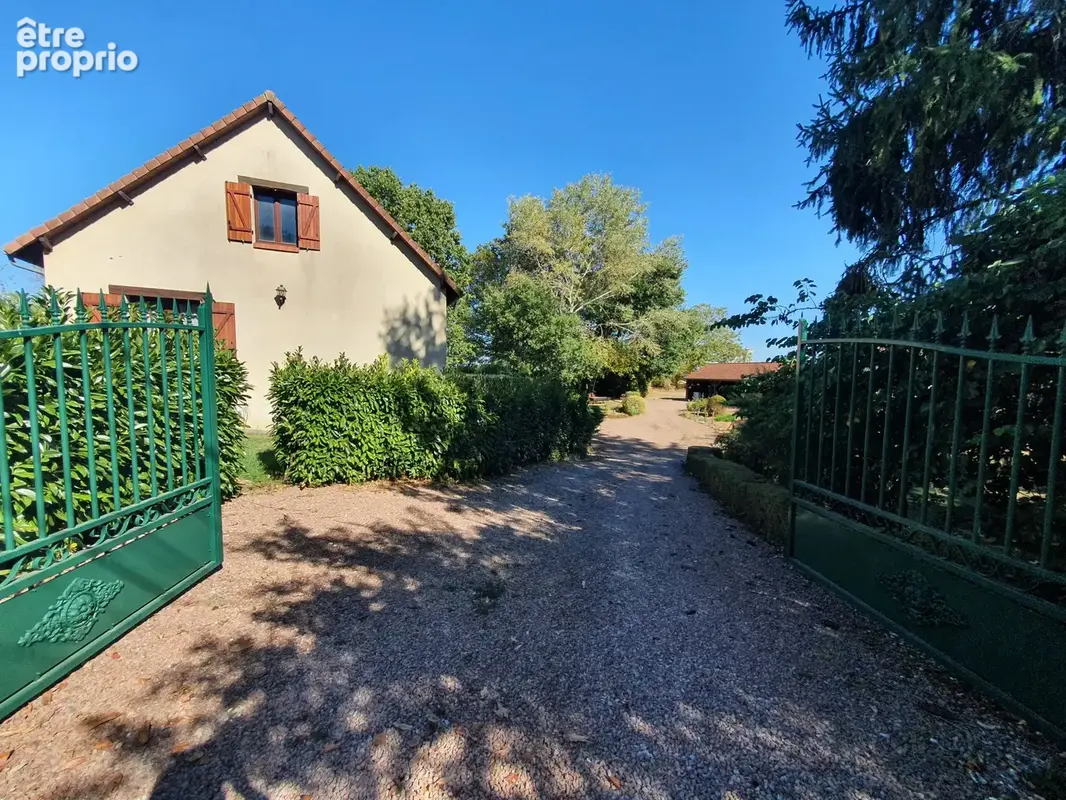 Maison 4 pièces 112 m² à vendre à Les Aix-D'angillon (18220) - photo 12