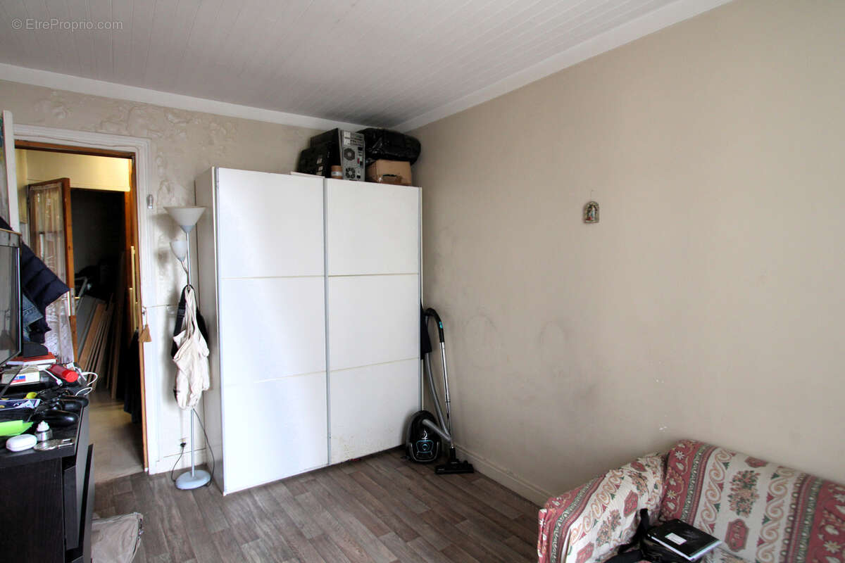 Appartement à PARIS-10E