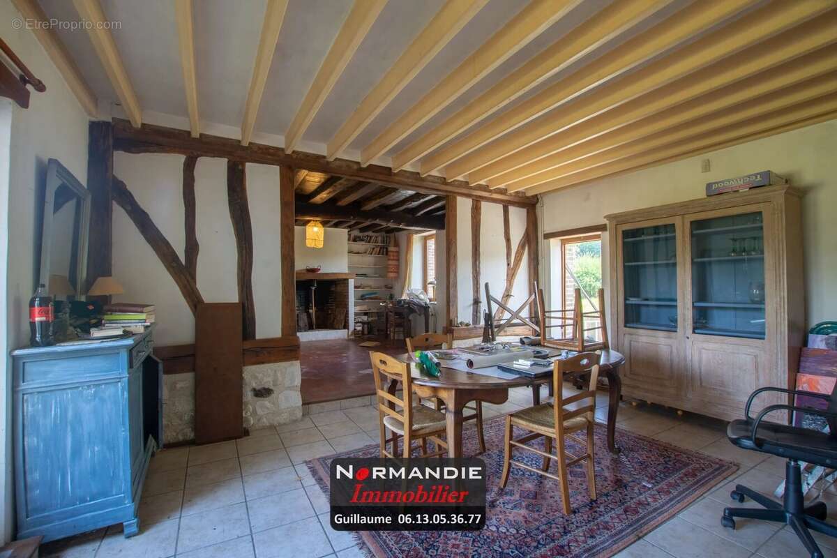 Maison à SAINT-MARTIN-DE-BOSCHERVILLE