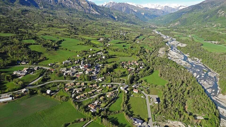Terrain à CHABOTTES