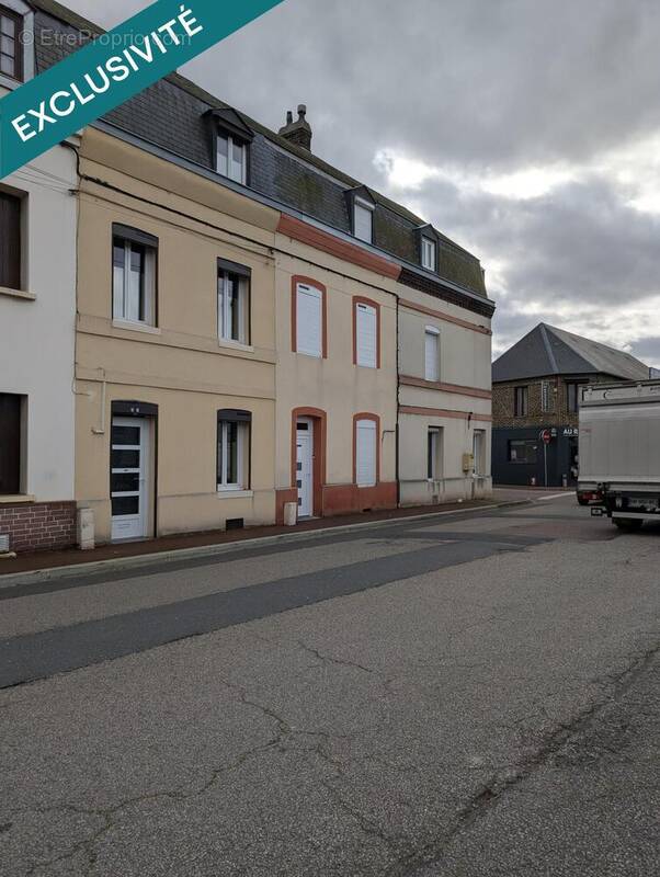 Photo 1 - Maison à LE PETIT-QUEVILLY