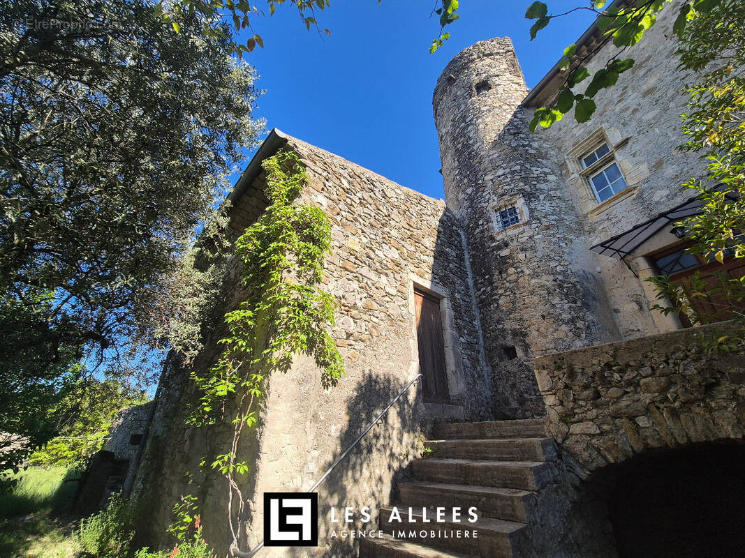 Maison à MANAS