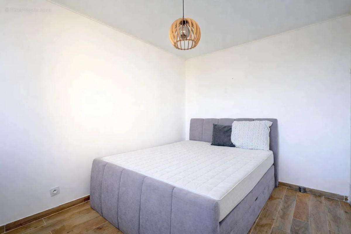 Appartement à LYON-8E