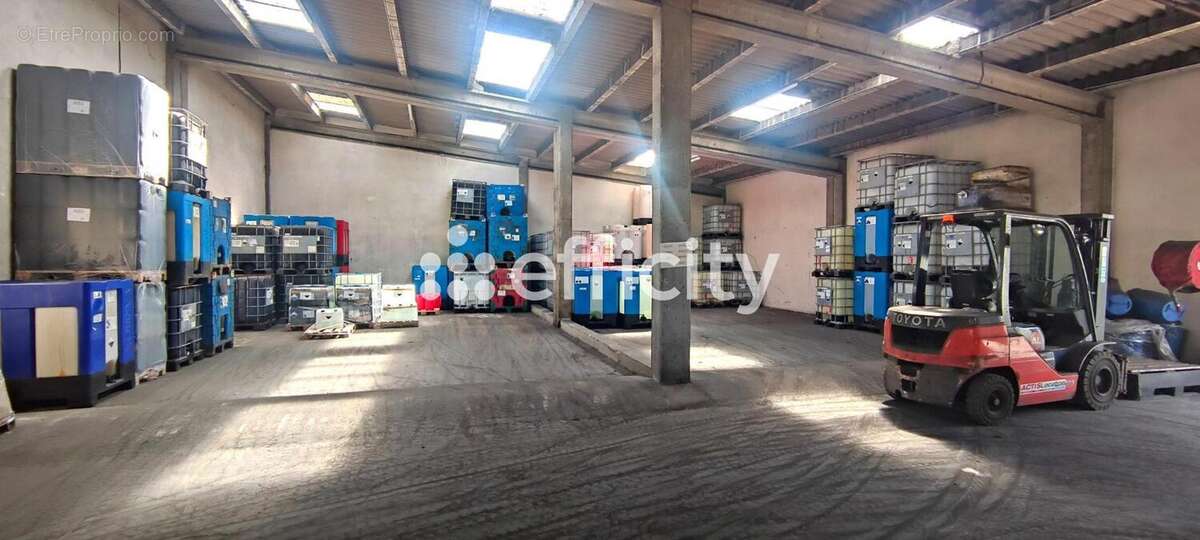 Commerce à VITRY-SUR-SEINE