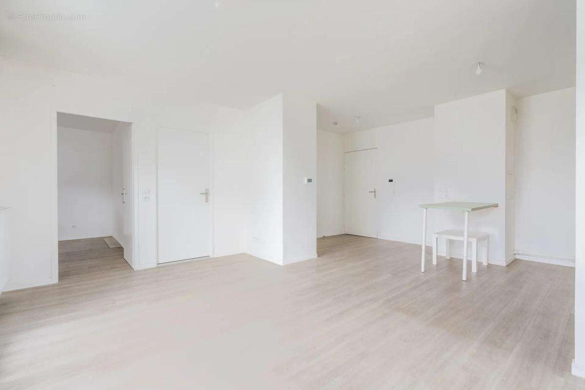 Appartement à LE BOURGET