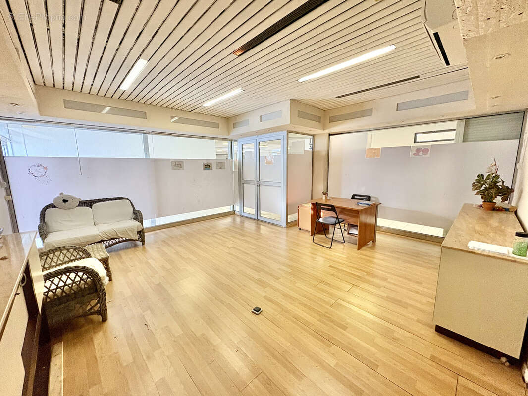 Commerce à LA SEYNE-SUR-MER