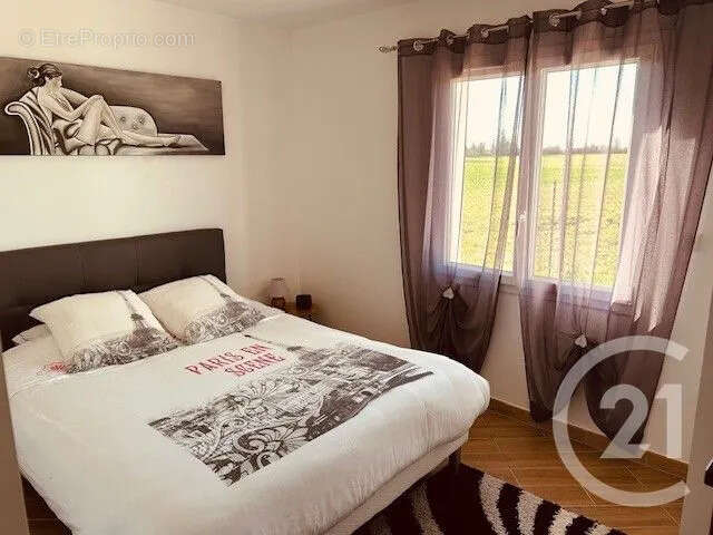 Maison à CHAMPNIERS