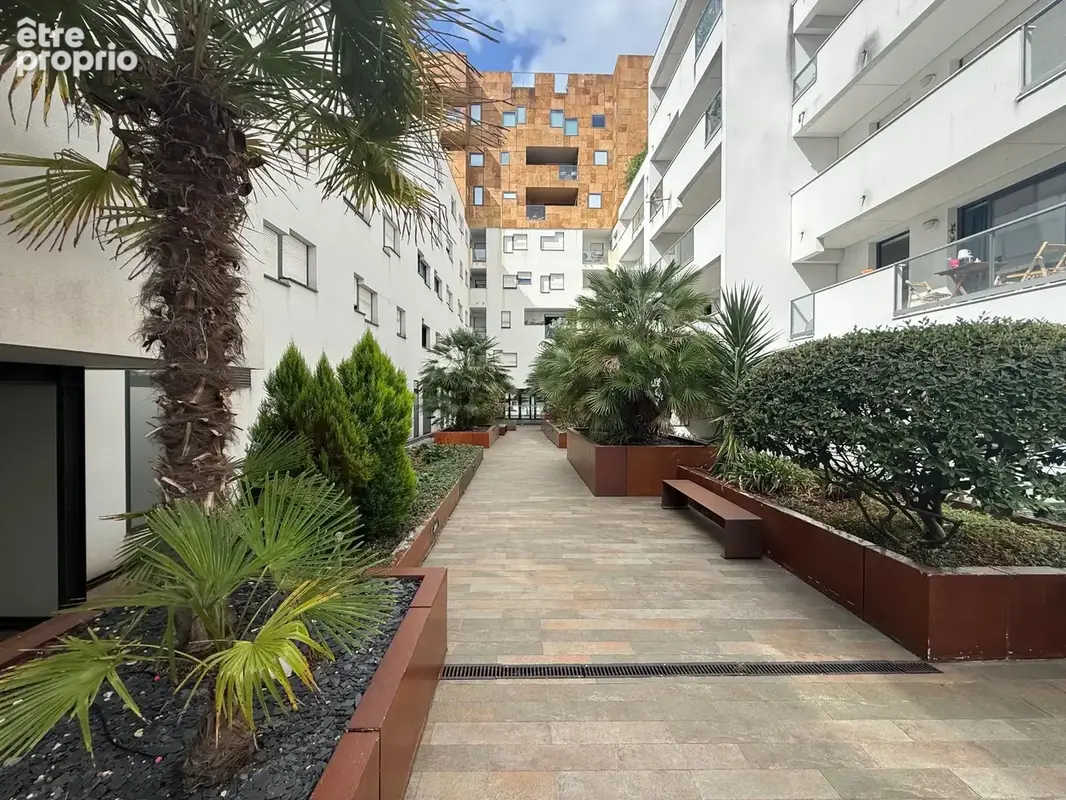 Photo 1 - Appartement à BORDEAUX