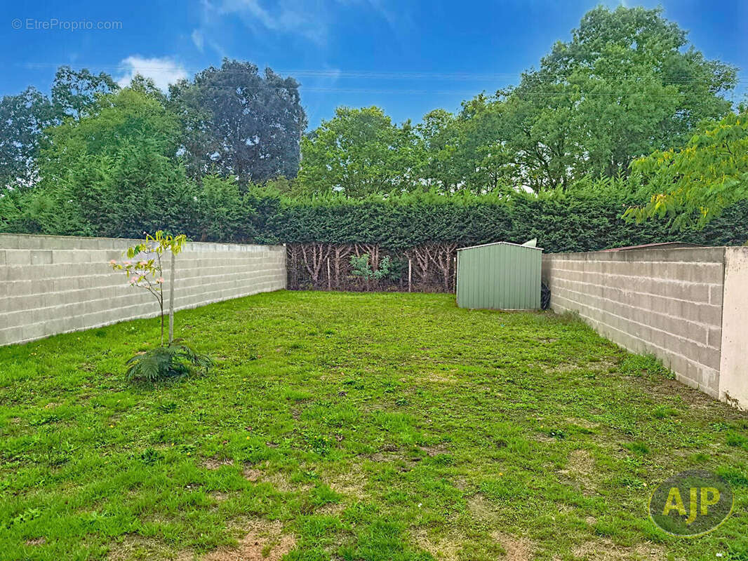 Maison à ROCHESERVIERE