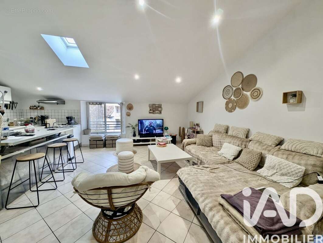 Photo 2 - Appartement à PUGET-SUR-ARGENS