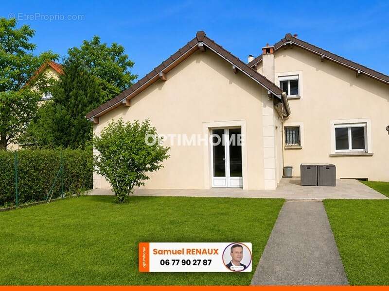 Maison à CLAYE-SOUILLY