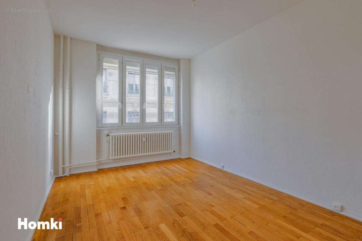 Appartement à VILLEURBANNE