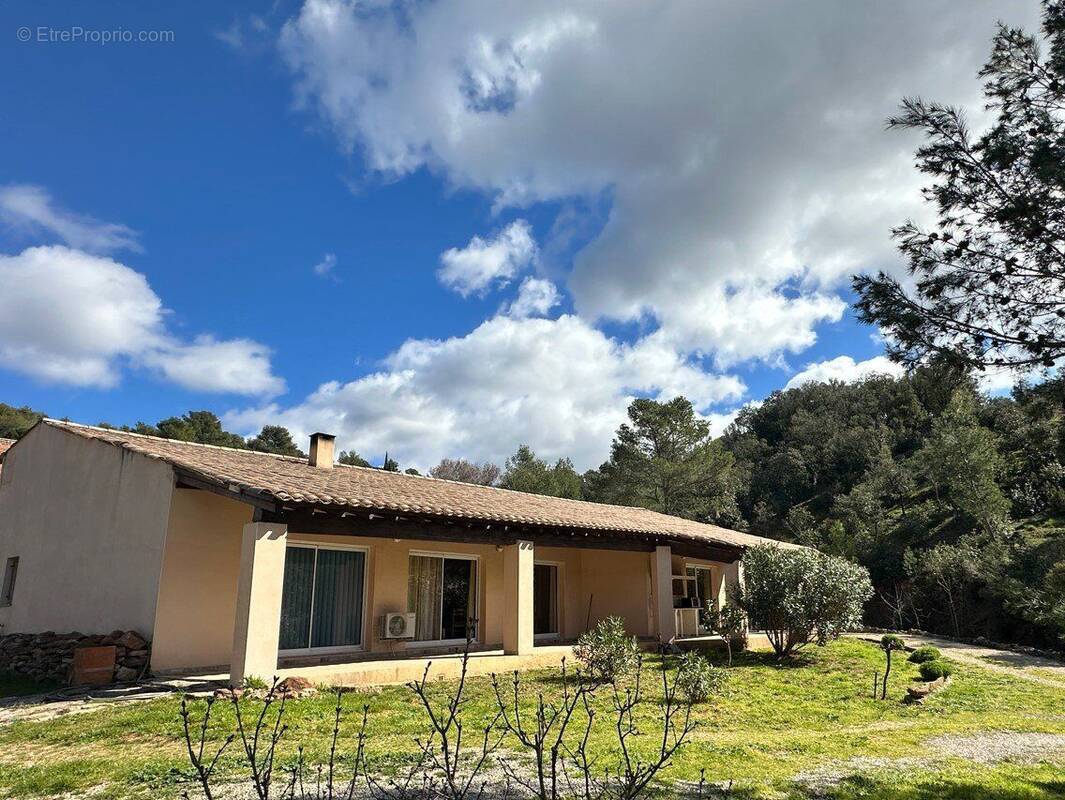 Photo 1 - Maison à PRADES-SUR-VERNAZOBRE