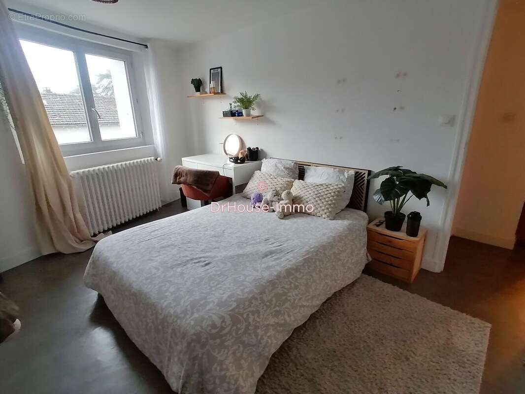 Maison à SAINT-CERE